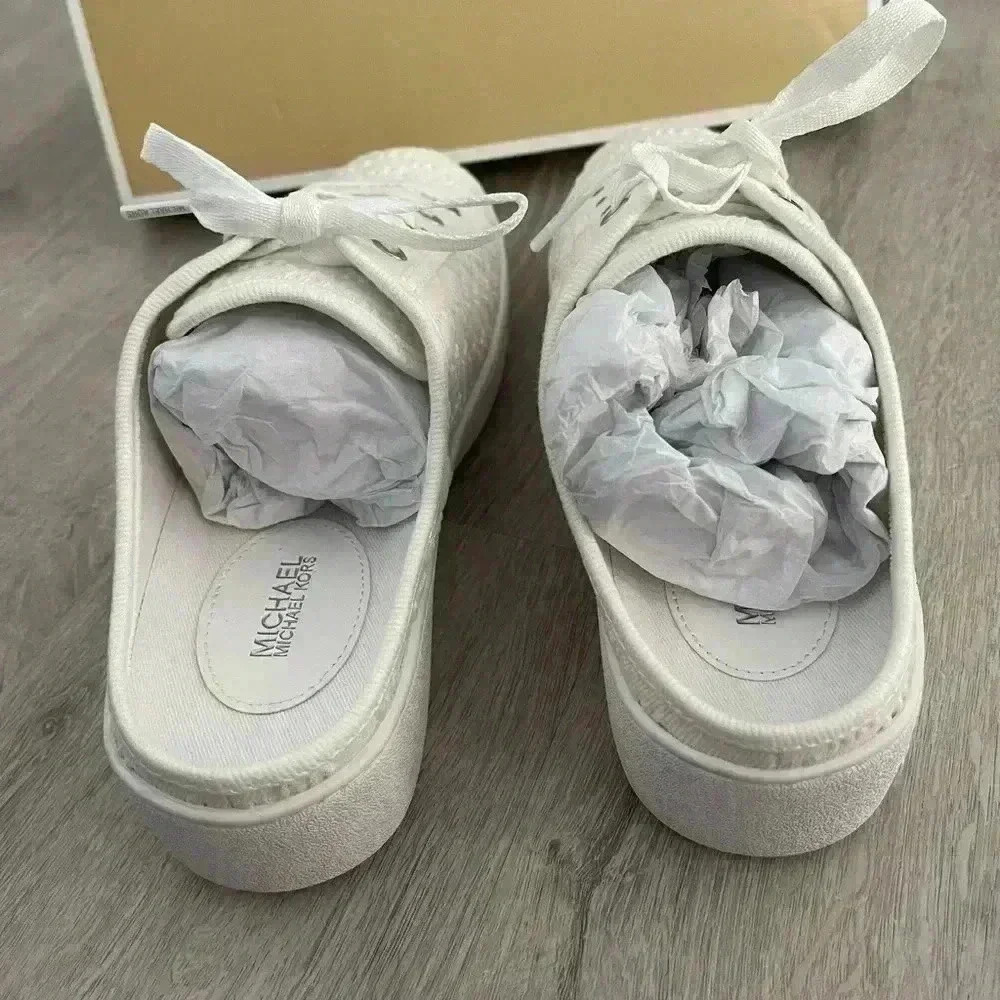 Michael Kors - Poppy Slide Sneaker 8 - Picture 8 of 13
